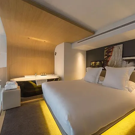Le Cinq Codet Hotel Paris Exterior photo